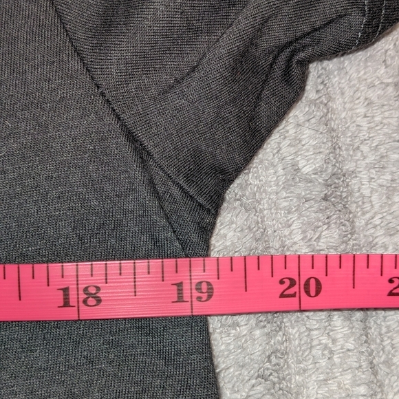 H&M Lizzo T-Shirt Womens Small Graphic Print Soft Short Sleeve‎ Dark Gray NWT - Picture 5 of 8